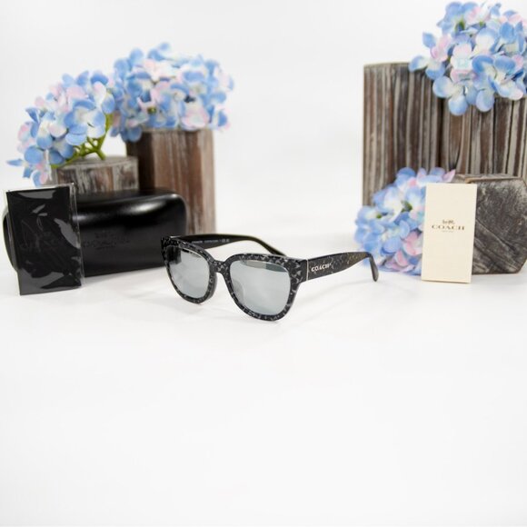 Coach Accessories - Coach 0HC8379U Grey Pearl Logo Signature Acrylic Metal Sunglasses NWT Case